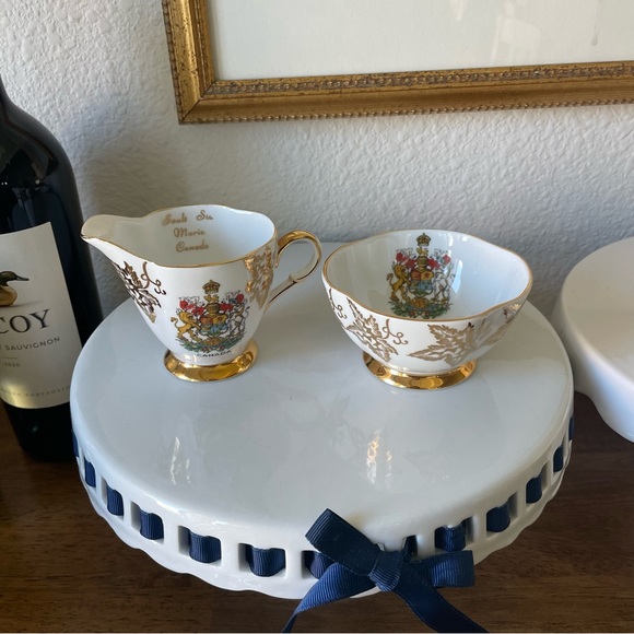 Society Bone China Canada Crest Maple Leaf Creamer Sugar Bowl - Picture 8 of 10